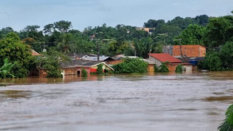 Inundación en Cobija afectando escuelas y estudiantes