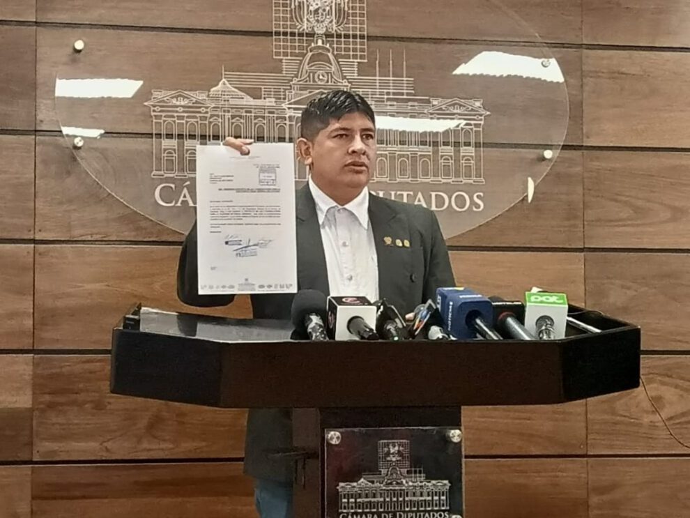 Ley para elegir nuevo Fiscal General propuesta por Rolando Cuéllar