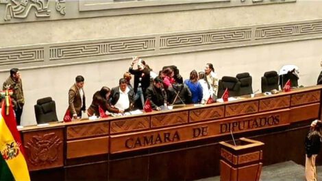 Cuarto intermedio en Asamblea Legislativa