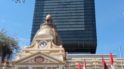 Fachada de la Asamblea Legislativa Plurinacional - Leyes antiprórroga