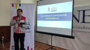 Capacitación semipresencial para voluntarios censales del INE