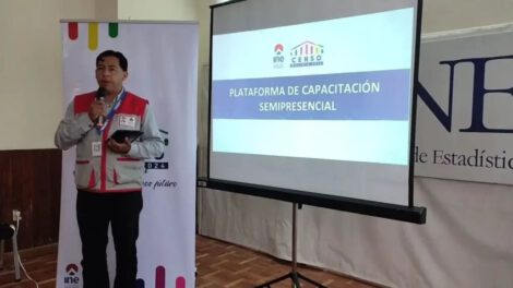Capacitación semipresencial para voluntarios censales del INE