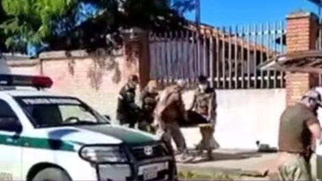 hombre sin vida en Santa Cruz