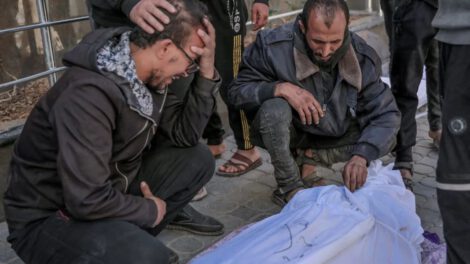 Caos en Gaza: 104 muertos y 760 heridos por disparos israelíes