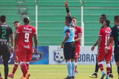 Bolivia lidera ranking de tarjetas rojas en el fútbol mundial