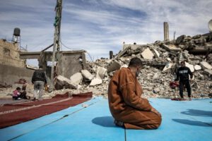 Hamas anuncia la muerte de siete rehenes en bombardeos israelíes
