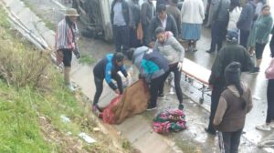 Accidente en la carretera La Paz-Copacabana