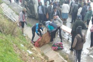 Accidente en la carretera La Paz-Copacabana