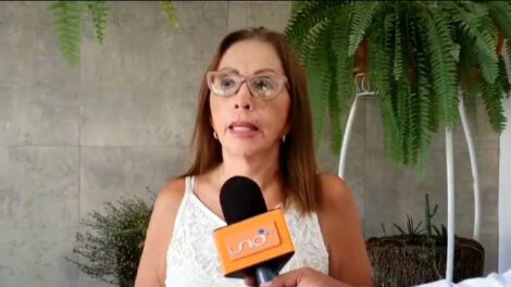 Centa Rek pide fiscalizar estatus legal de Fernando López