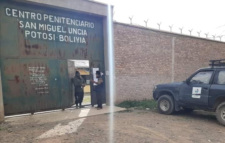 Fuga de reclusos en Uncía