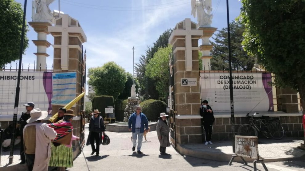 Cementerio General de Oruro al borde del colapso