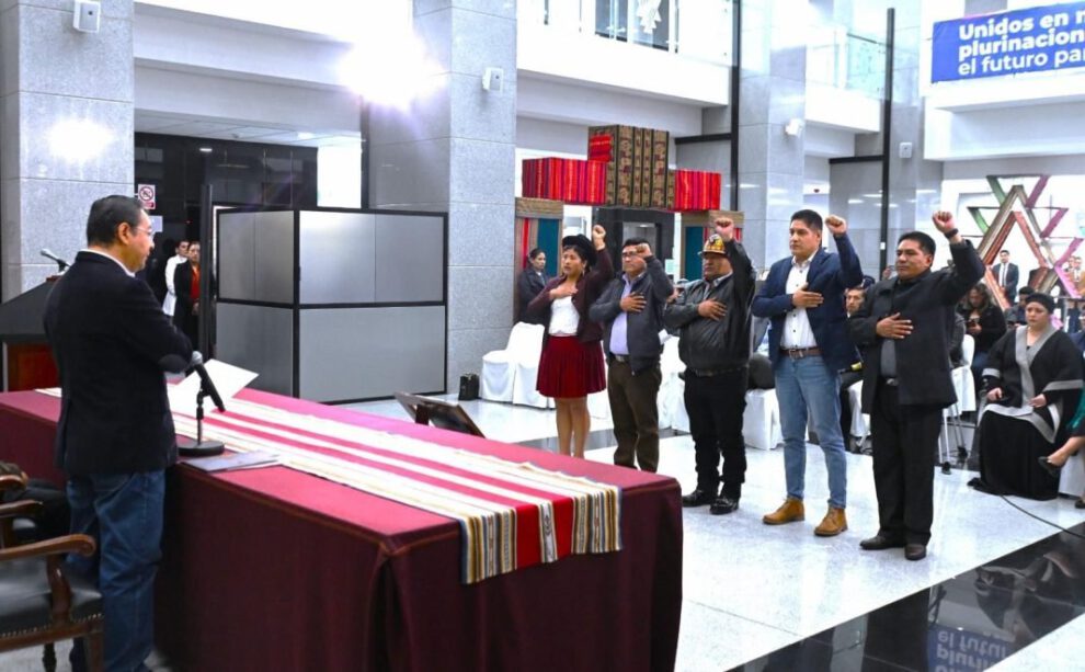 cambios en el gobierno boliviano