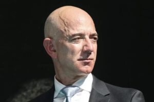 Jeff Bezos recupera el título como la persona más rica del mundo