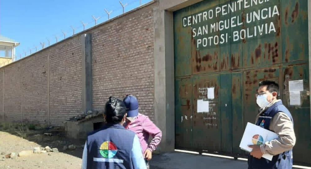 fuga masiva de la cárcel de Uncía