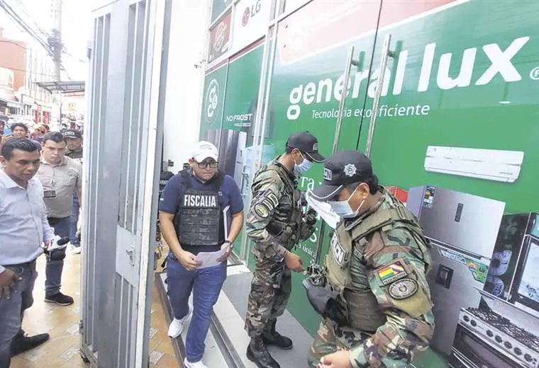 Tráfico de cocaína hacia Brasil descubierto por la Felcn en Santa Cruz