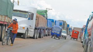 Camioneros bolivianos maltrato Perú