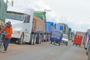 Camioneros bolivianos maltrato Perú