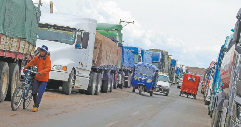 Camioneros bolivianos maltrato Perú