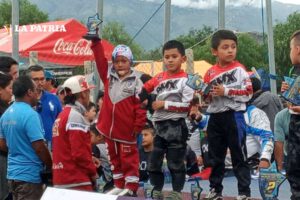 Bicicross orureño destaca en el nacional BMX Racing