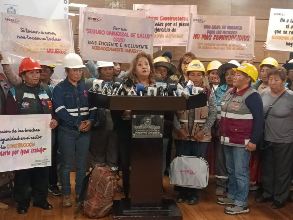 Ley para equiparar sueldos entre mujeres y hombres en el sector constructor