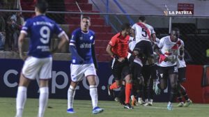 Always Ready derrota a Nacional con gol anotado por el boliviano Rodríguez