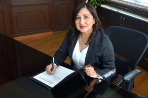 Protección de género en pensiones destacada por María Cruz de la APS