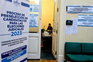 Magistrados actuales presentan postulaciones para elecciones judiciales
