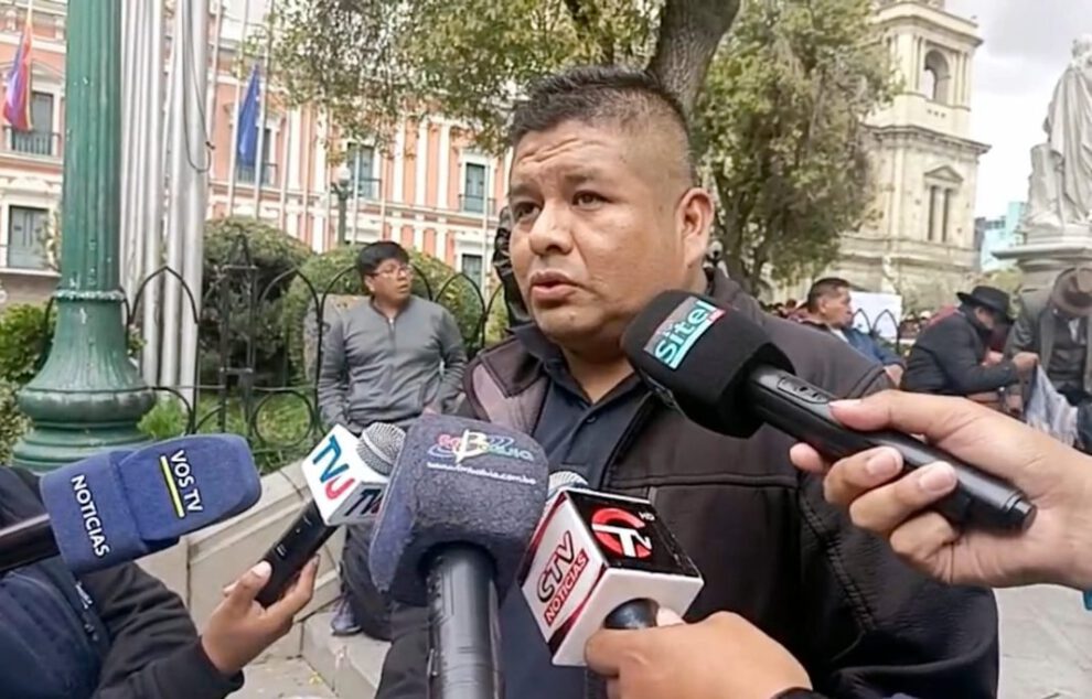 Libertad de Expresión en la conferencia de prensa de Galo Hubner