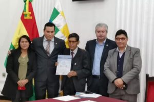 Luto en el mundo cultural por la partida de Lucio Grover Veliz Gonzales