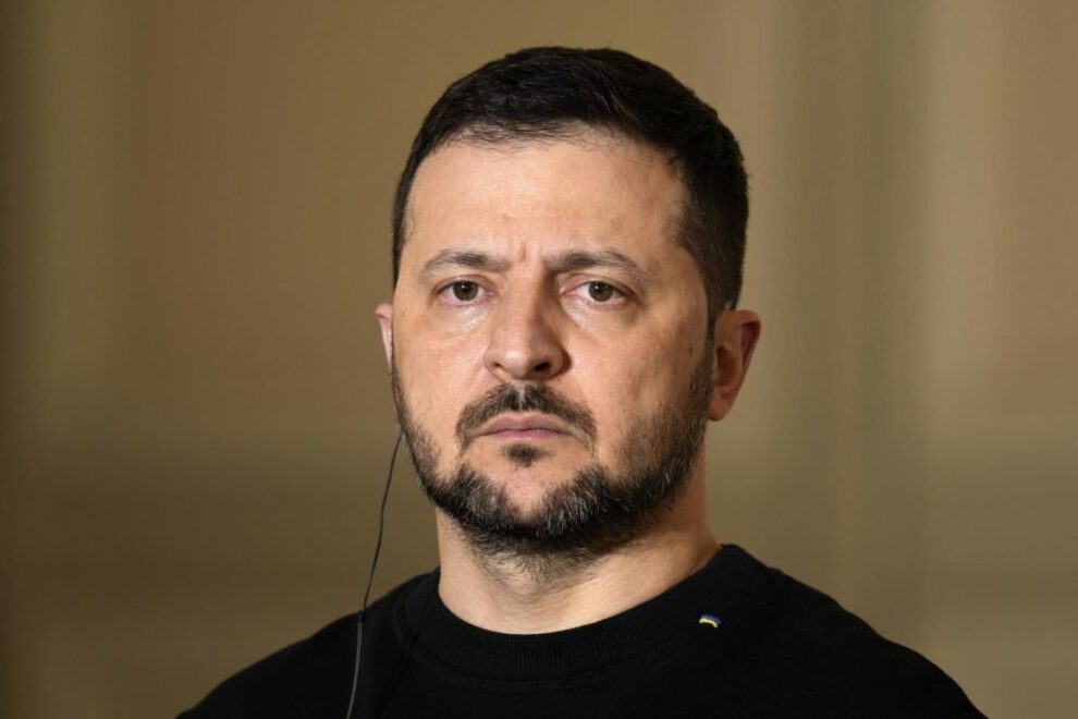 Zelenski celebra Óscar por documental sobre asedio ruso en Mariúpol