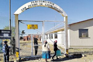 Traslado de Camacho a Santa Cruz en el penal de máxima seguridad