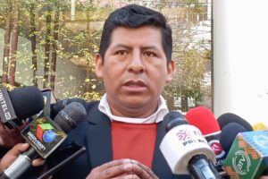 Tahuichi Tahuichi defiende su postulación a comicios judiciales