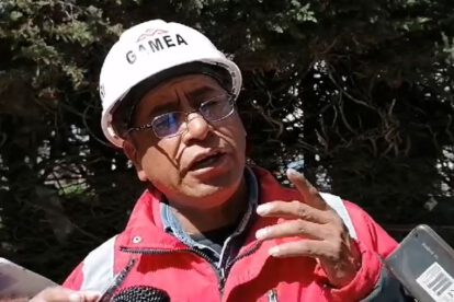 Represa comunitaria en riesgo de colapso en El Alto
