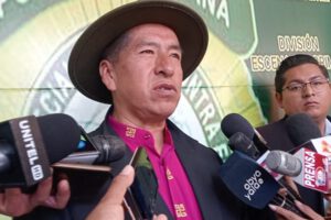 Gualberto Cusi propone pena de muerte para jueces corruptos en Bolivia