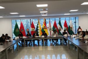 Comisión Mixta de Justicia Plural retoma revisión de postulaciones