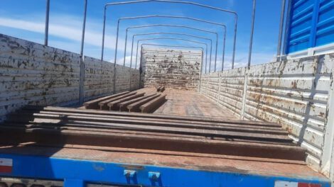 Decomiso de rieles en Tarija