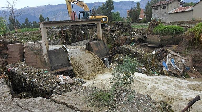 Inundaciones en Bolivia afectan cultivos