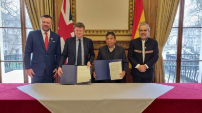Acuerdo entre Reino Unido y Bolivia para combatir el cambio climático