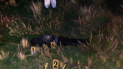 Misterio en Quemalla: Fiscalía investiga hallazgo de joven fallecido al lado de la carretera