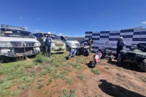 Aduana incauta vehículos de contrabando en Oruro