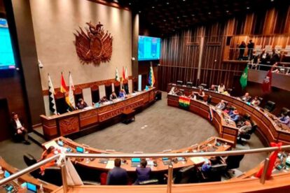 Senado aprueba créditos para infraestructura en Bolivia