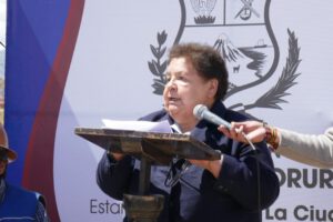 Proyecto doble vía Oruro-Capachos para mejorar el movimiento económico
