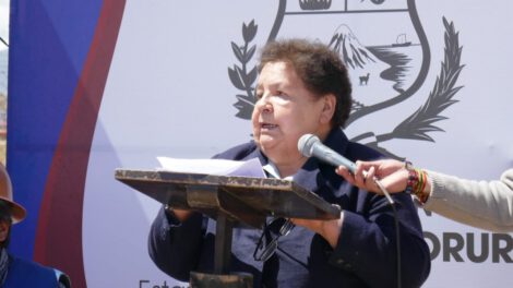 Proyecto doble vía Oruro-Capachos para mejorar el movimiento económico