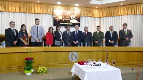 Cámara de Comercio de Oruro celebra 129 años de vida institucional