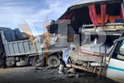 Imagen de los dos motorizados
