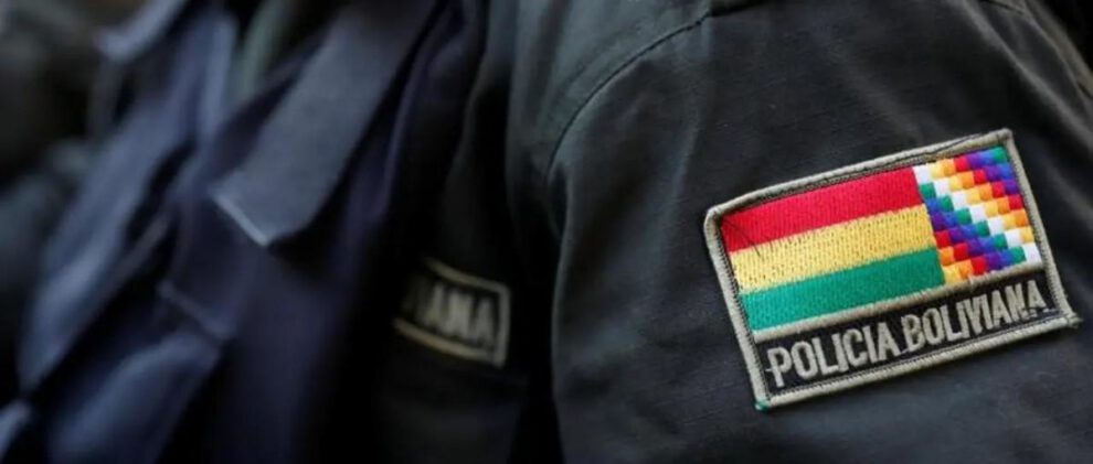 policia boliviana