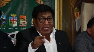 El secretario ejecutivo de la Confederación Sindical de Choferes de Bolivia, Lucio Gómez