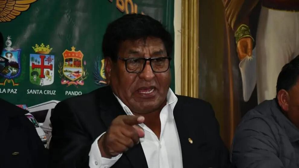 El secretario ejecutivo de la Confederación Sindical de Choferes de Bolivia, Lucio Gómez