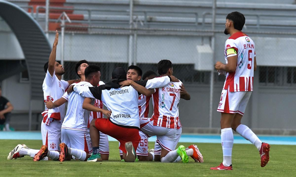 División Profesional, San Antonio vs. Independiente, Estadio Félix Capriles de Cochabamba