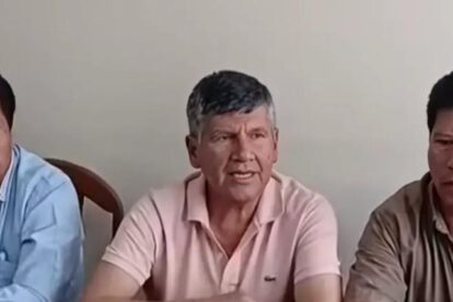 La dirigencia del Transporte Federado de Cochabamba en conferencia de prensa
